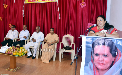 Sonia gandhi10...